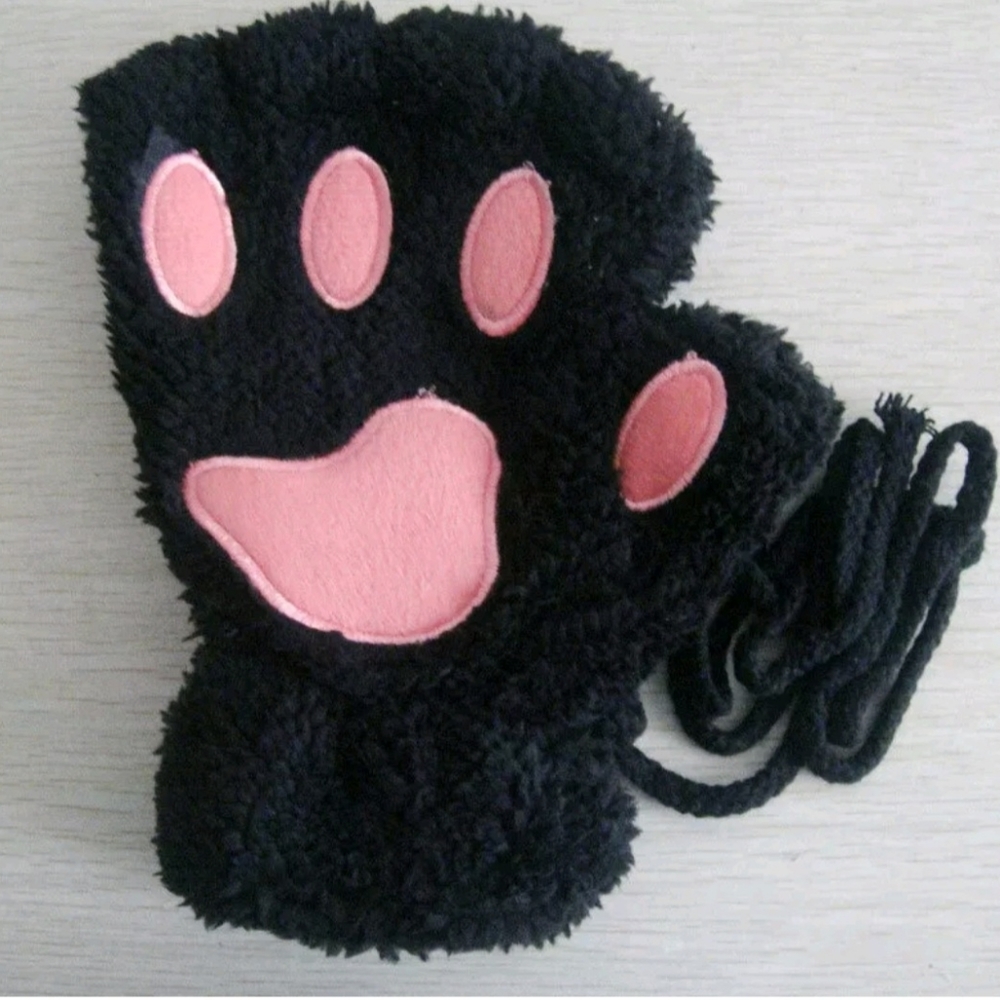Loritta Bear Paws Fingerless Gloves. Warm Plush. Great for Cosplay.